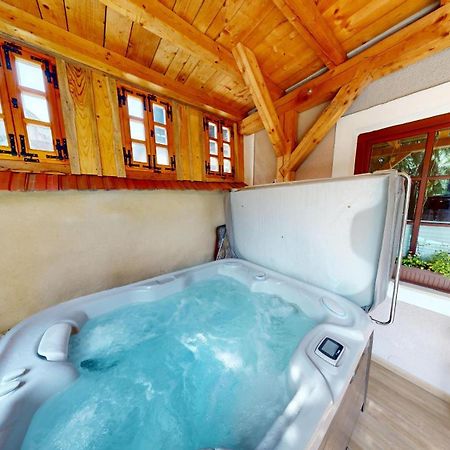 Resort Hisa Ida - Apartments With Hot Tub And Sauna Ivancna Gorica Kültér fotó